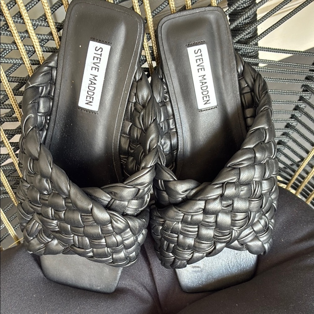 Steve Madden Black Mules with Sleek Design